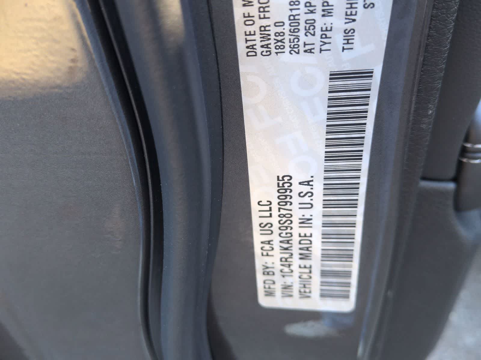 Thumbnail: 2025 Jeep Grand Cherokee L - 32