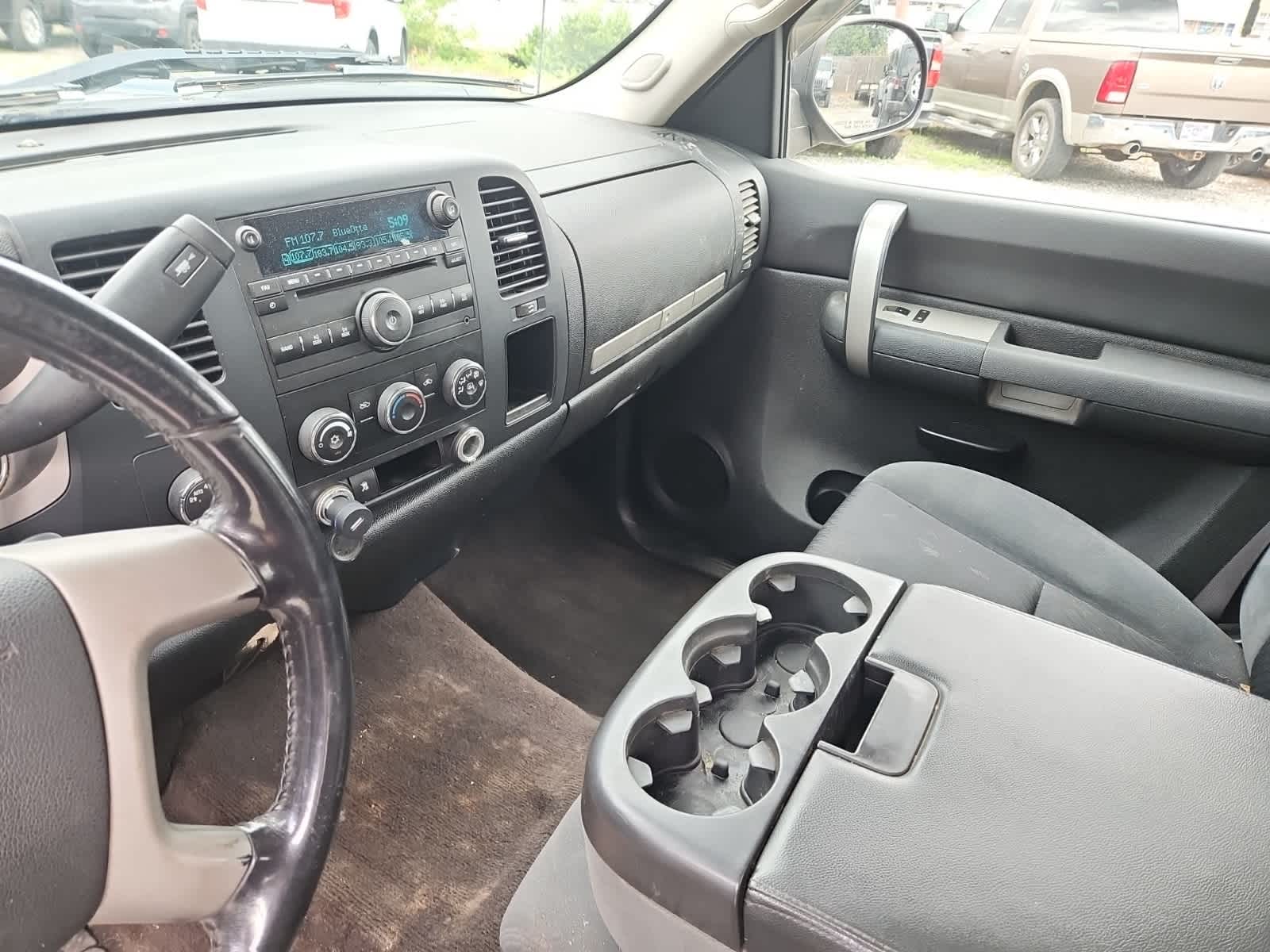 Thumbnail: 2009 Chevrolet Silverado 1500 - 10