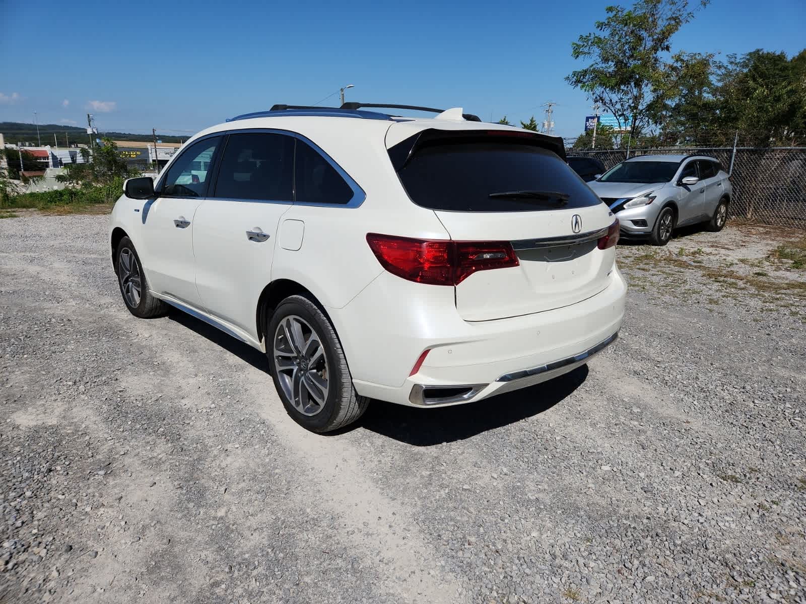 Thumbnail: 2017 Acura MDX - 3