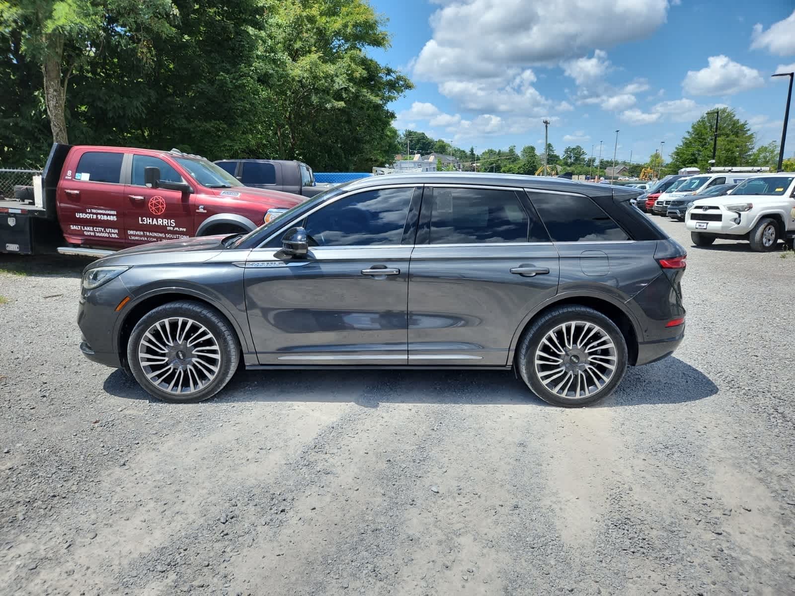 Thumbnail: 2020 Lincoln Corsair - 2