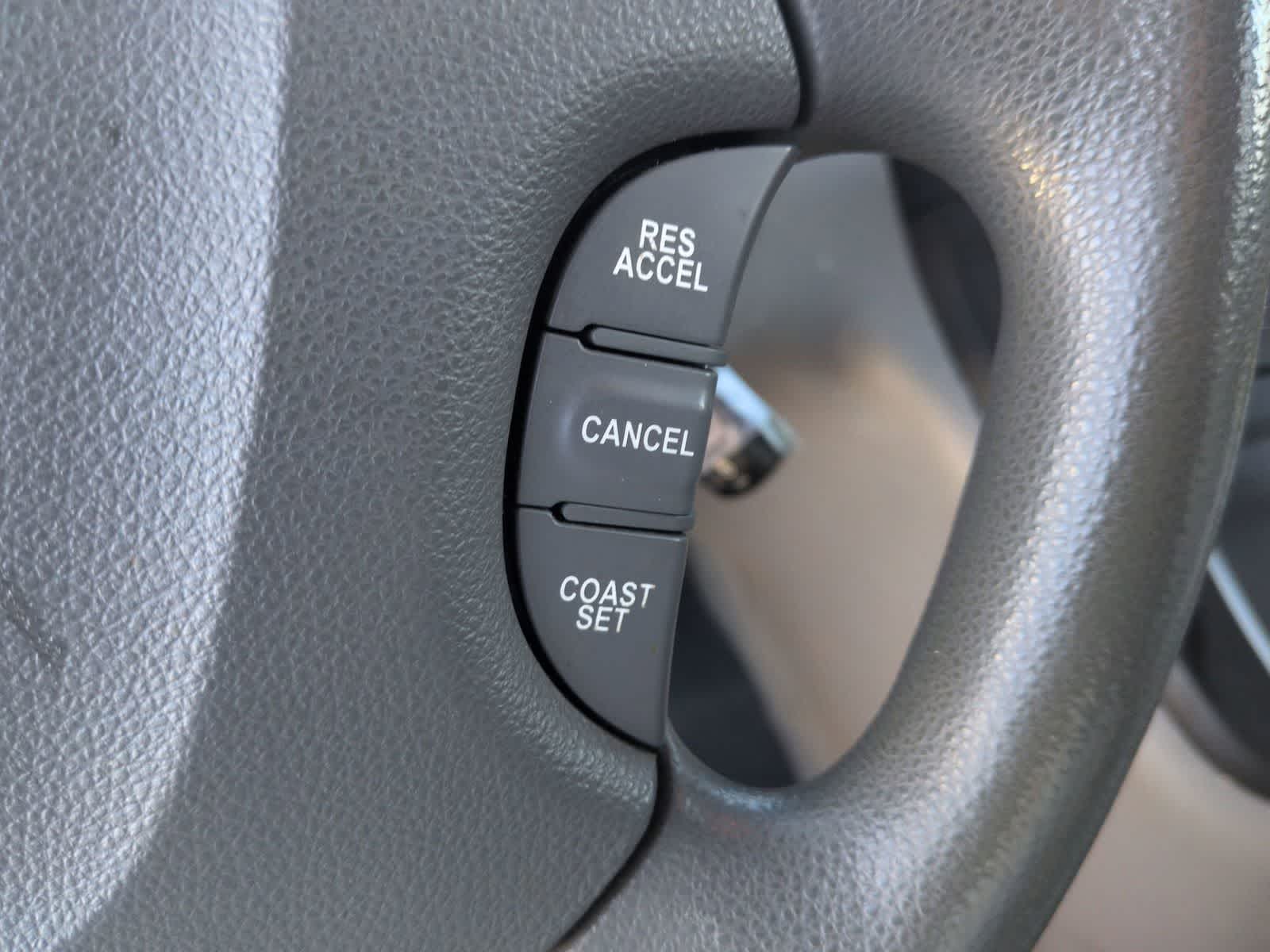 Thumbnail: 2008 Kia Sedona - 23