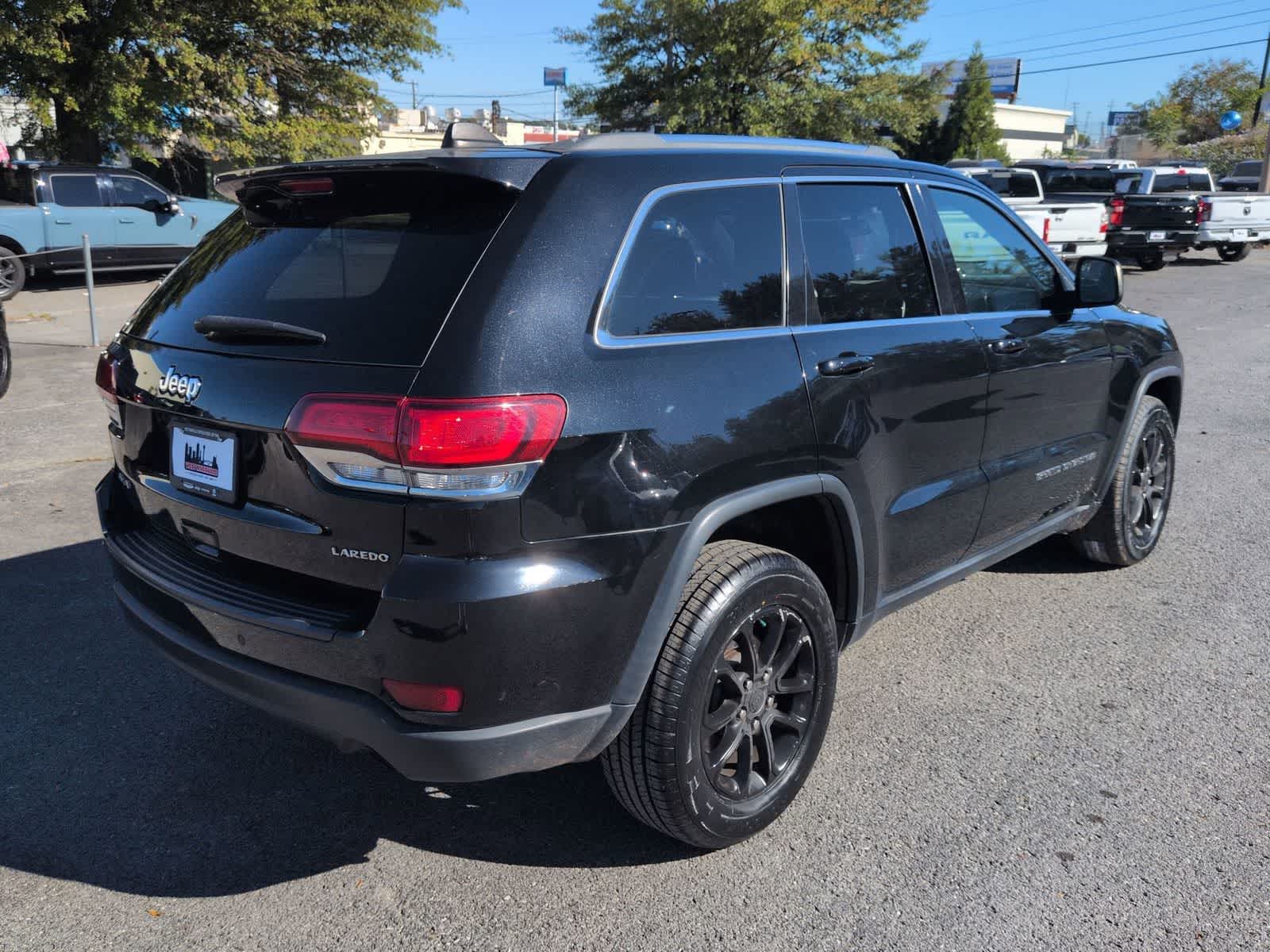 Thumbnail: 2021 Jeep Grand Cherokee - 8