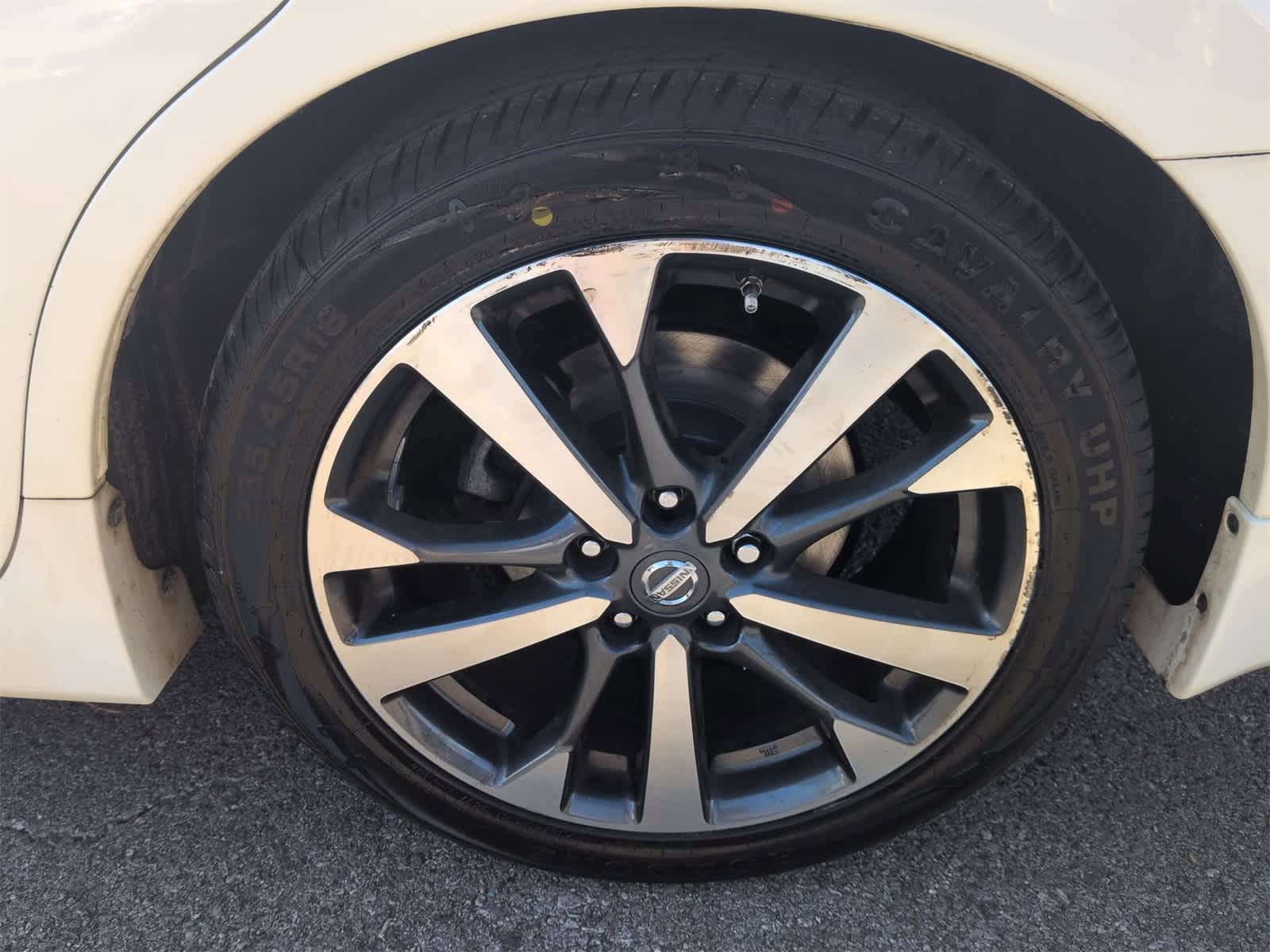 Thumbnail: 2016 Nissan Altima - 13