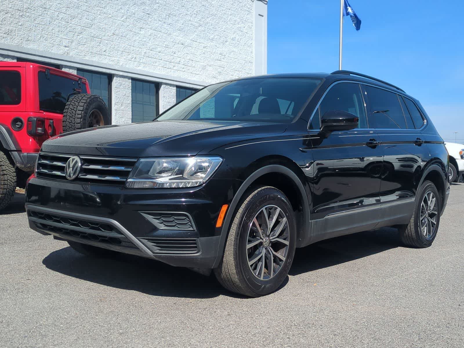 Thumbnail: 2020 Volkswagen Tiguan - 4