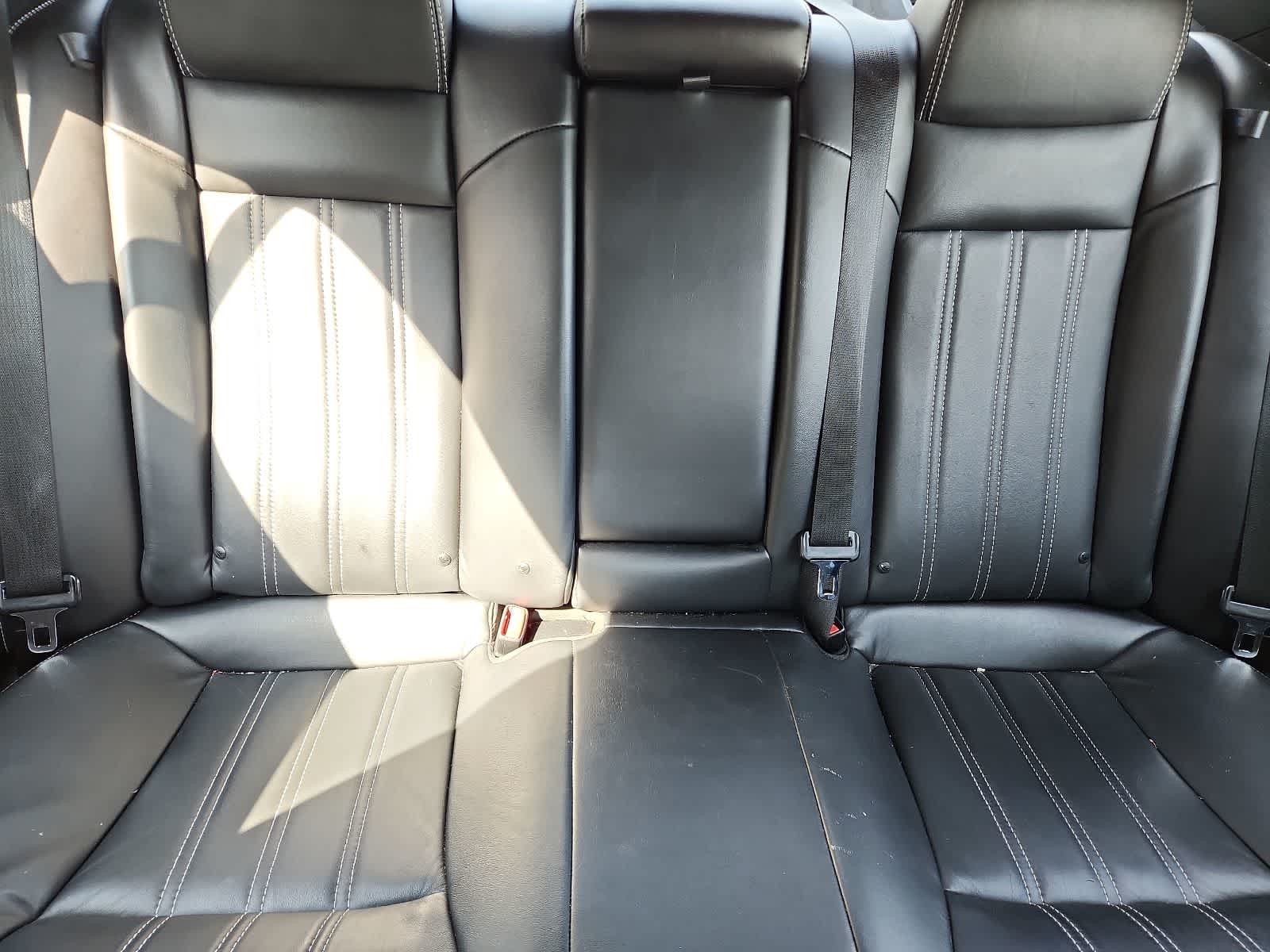 Thumbnail: 2015 Chrysler 300 - 20