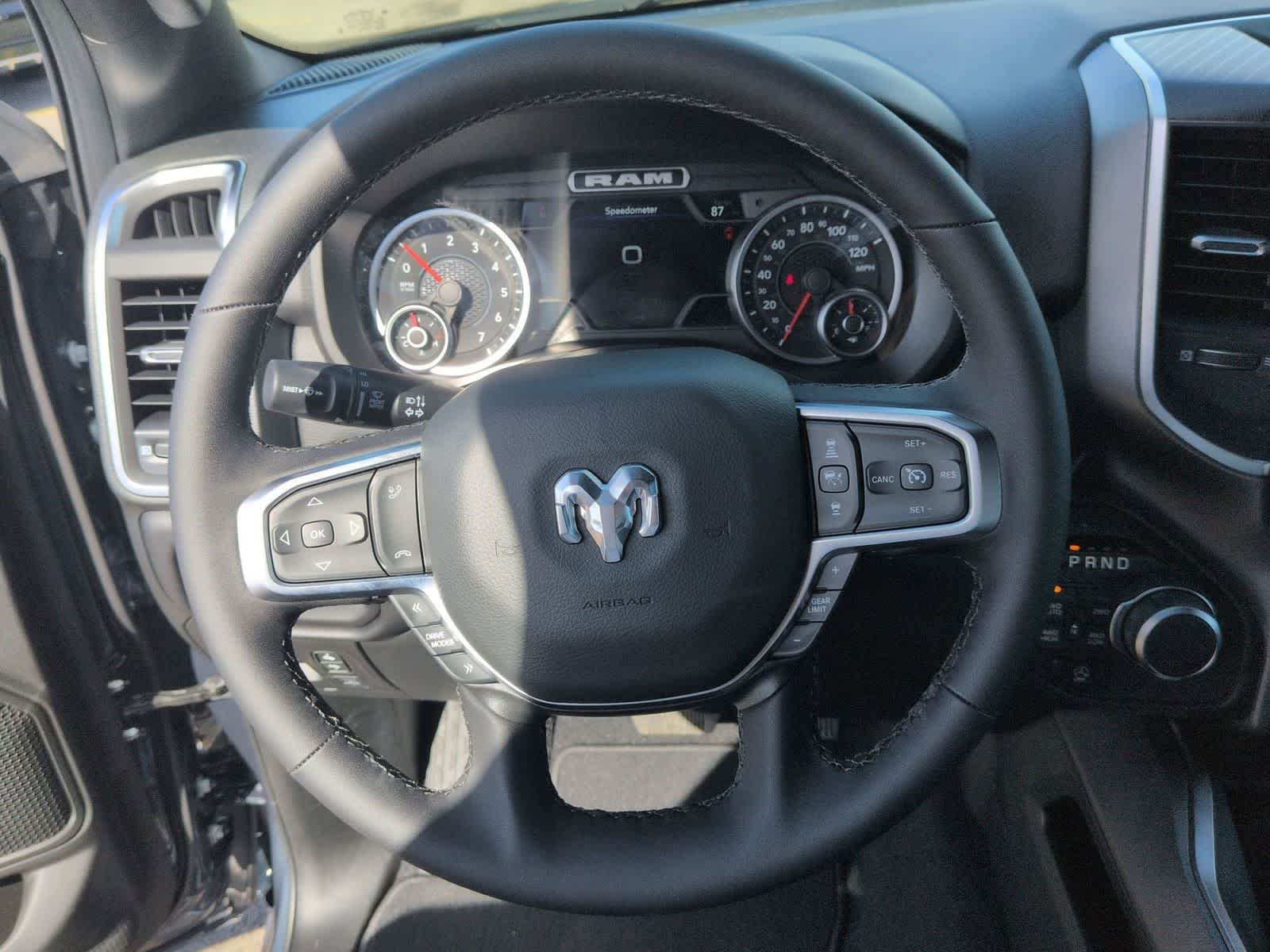 Thumbnail: 2026 RAM 1500 - 17