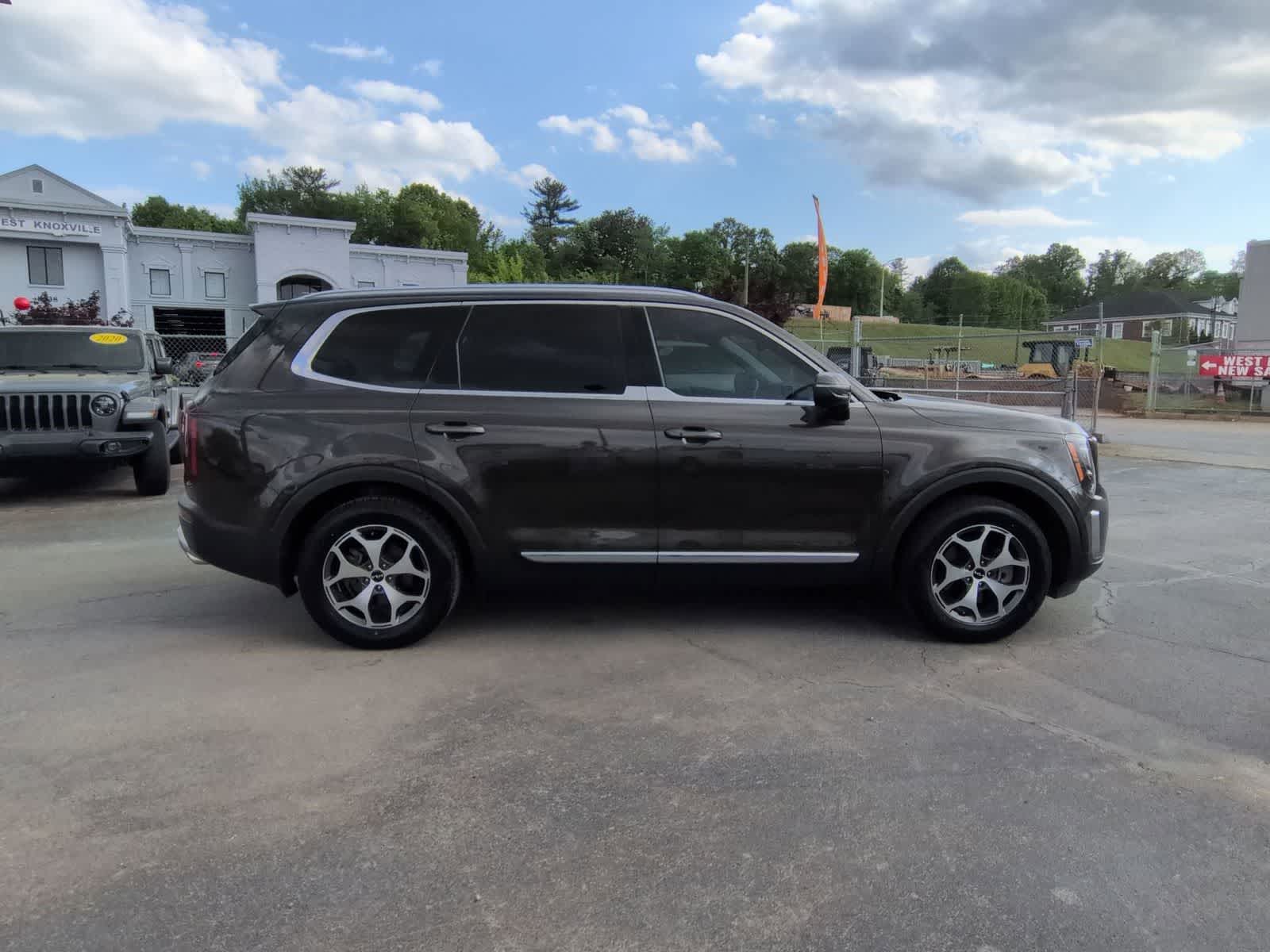 Thumbnail: 2022 Kia Telluride - 9