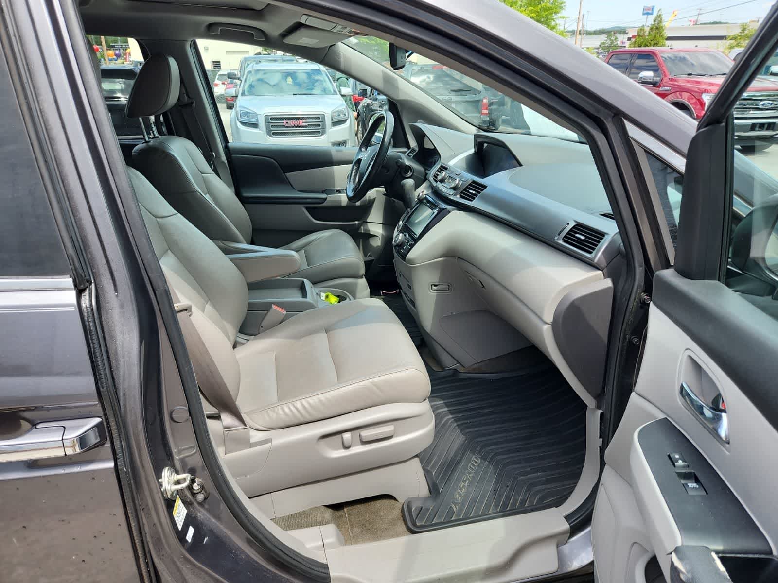 Thumbnail: 2014 Honda Odyssey - 22