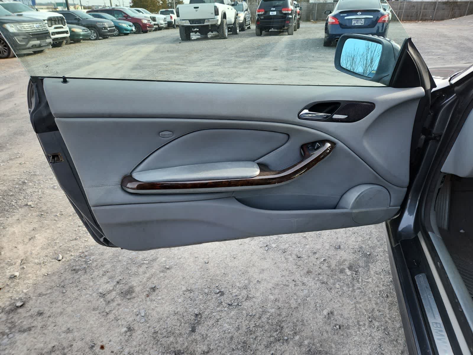 Thumbnail: 2002 BMW 3 Series - 16