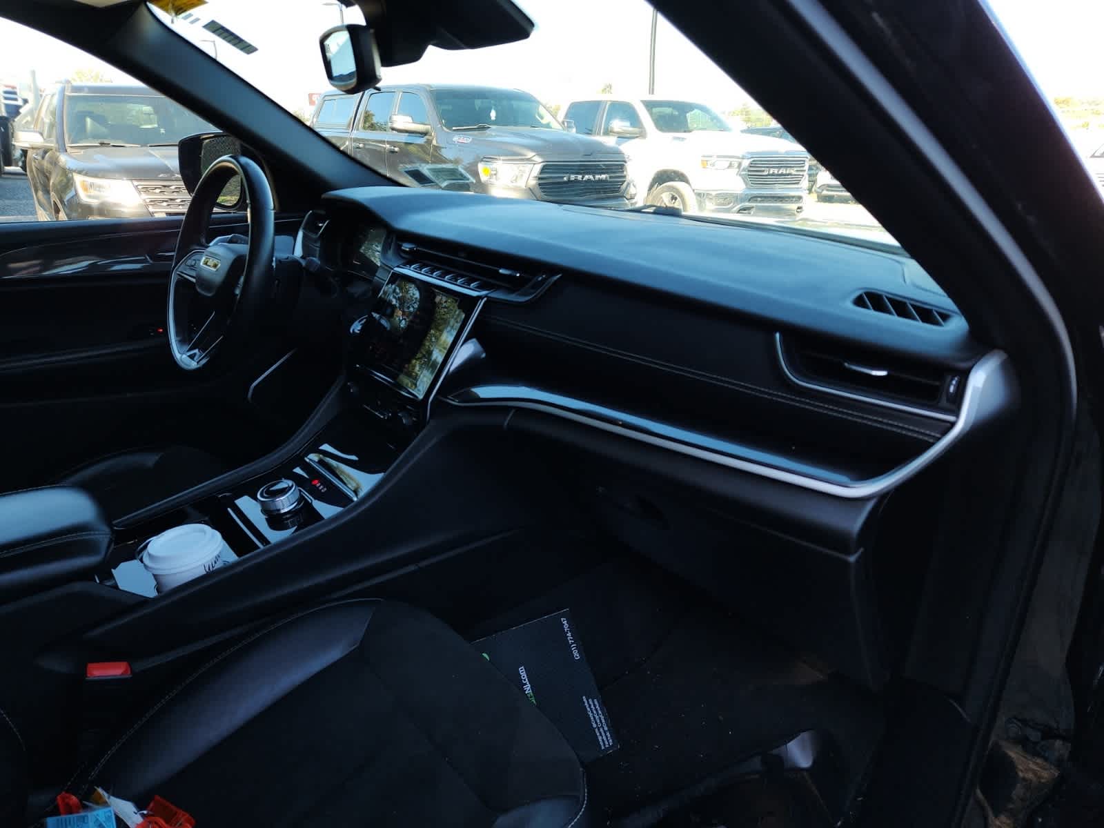 Thumbnail: 2021 Jeep Grand Cherokee L - 17