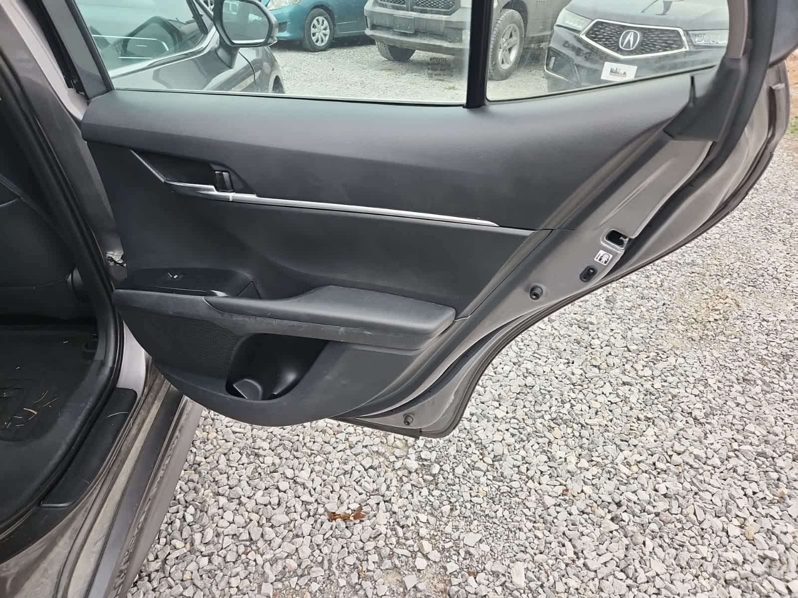 Thumbnail: 2018 Toyota Camry - 24