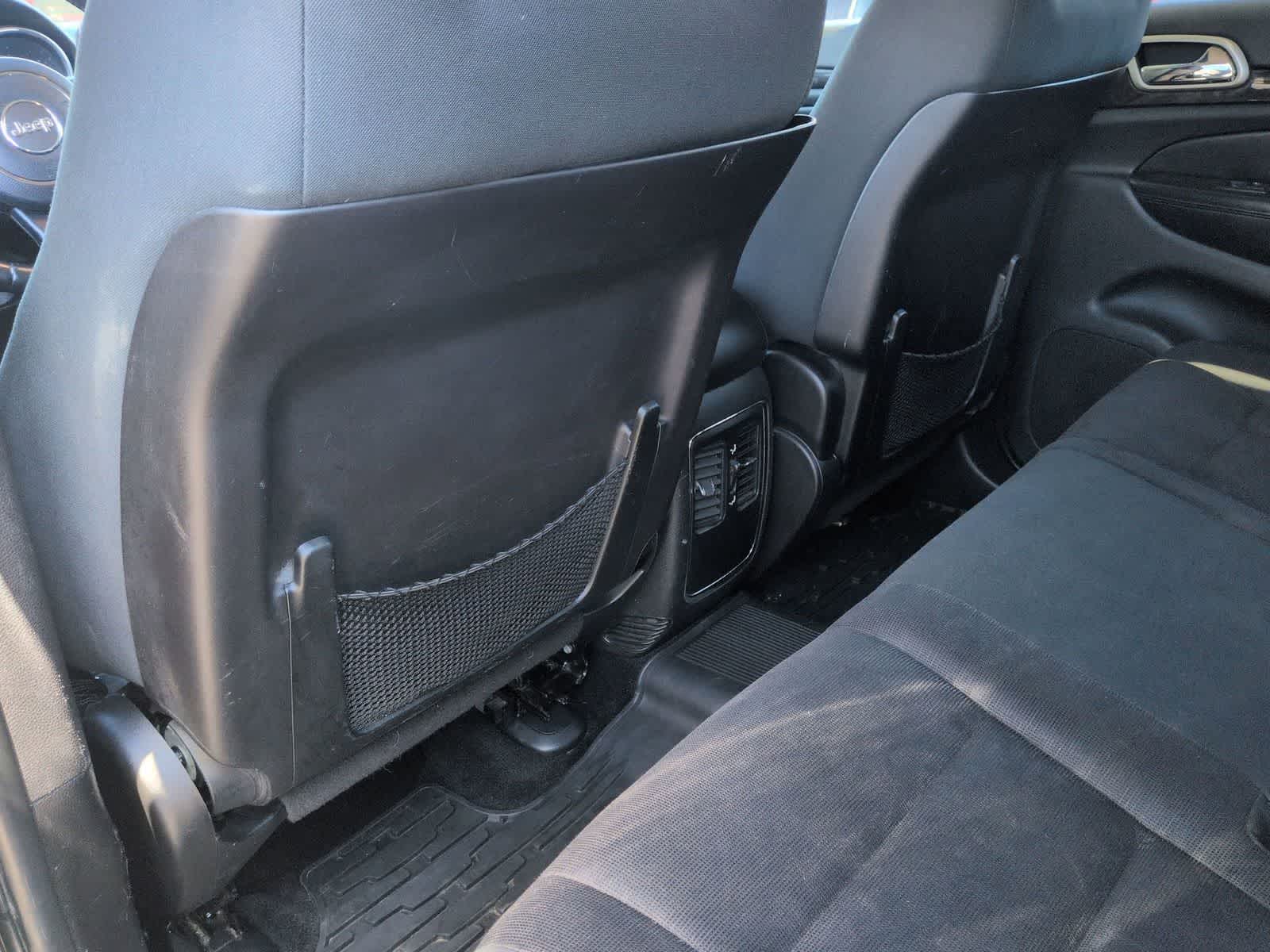 Thumbnail: 2012 Jeep Grand Cherokee - 16