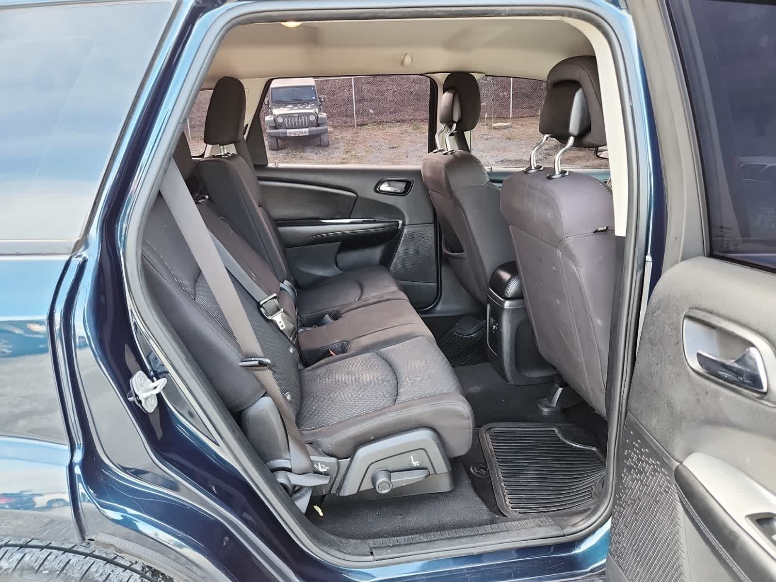 Thumbnail: 2013 Dodge Journey - 23