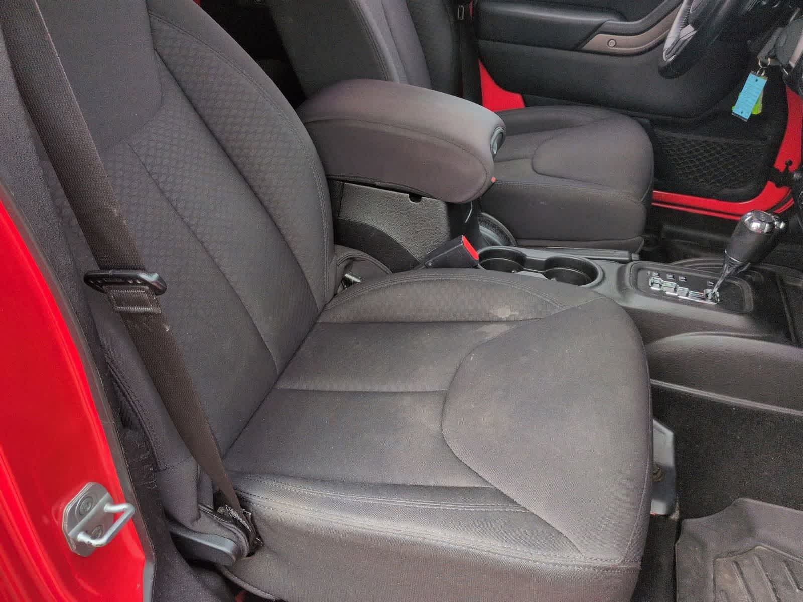 Thumbnail: 2013 Jeep Wrangler - 12