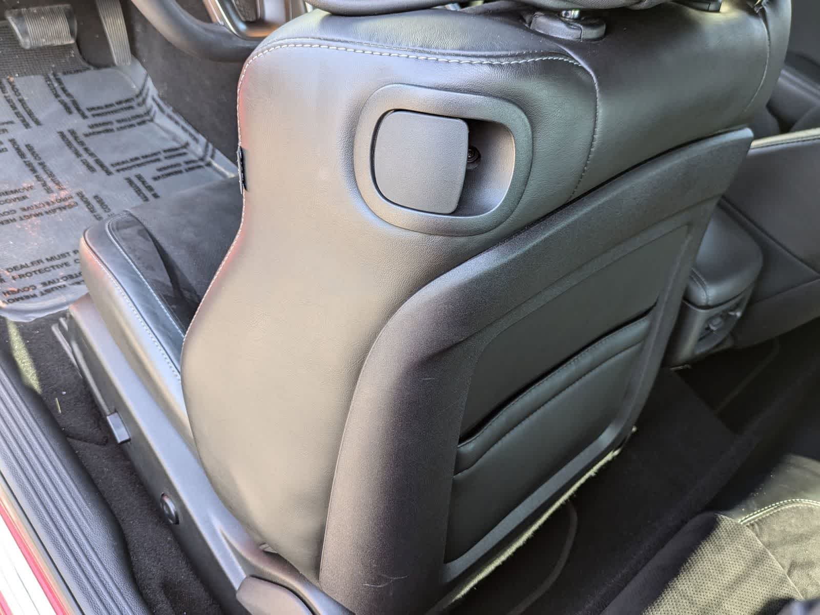 Thumbnail: 2020 Dodge Challenger - 17