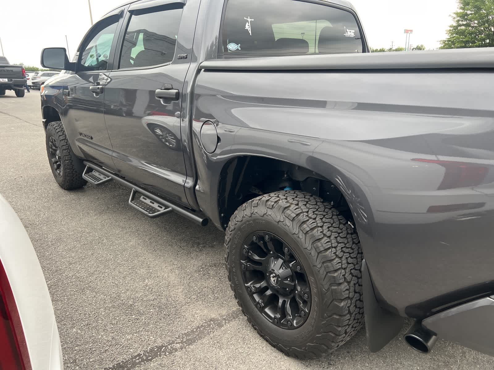 Thumbnail: 2016 Toyota Tundra - 3