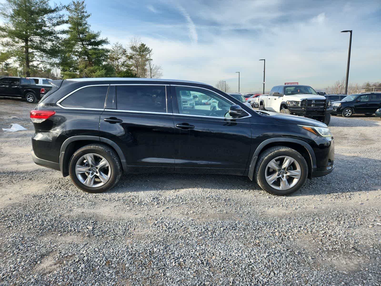 Thumbnail: 2018 Toyota Highlander - 6