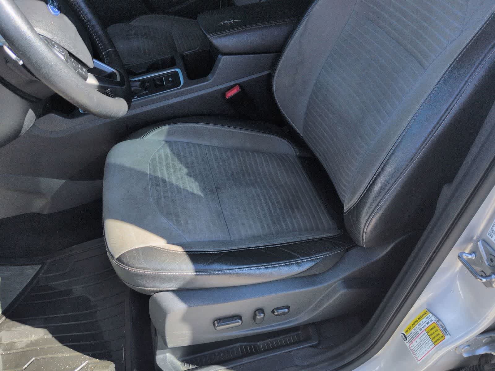 Thumbnail: 2018 Ford Escape - 3