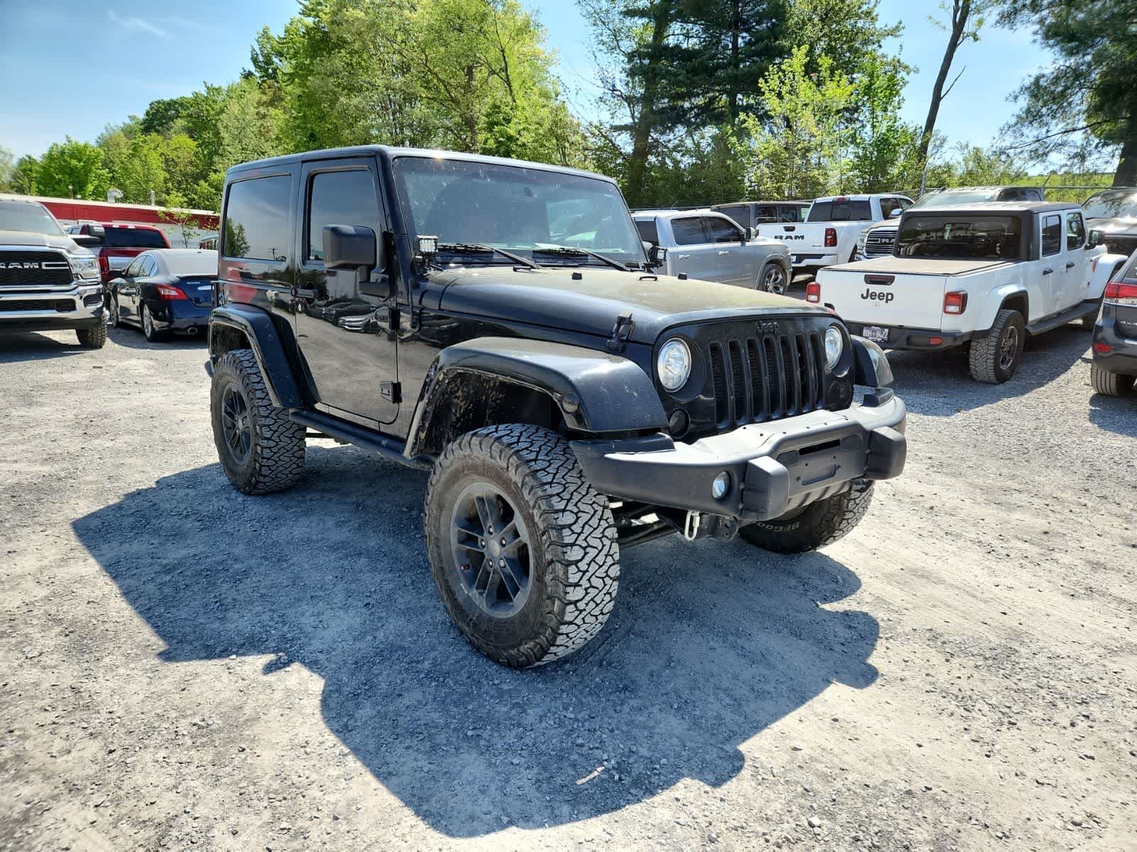 Thumbnail: 2017 Jeep Wrangler - 7