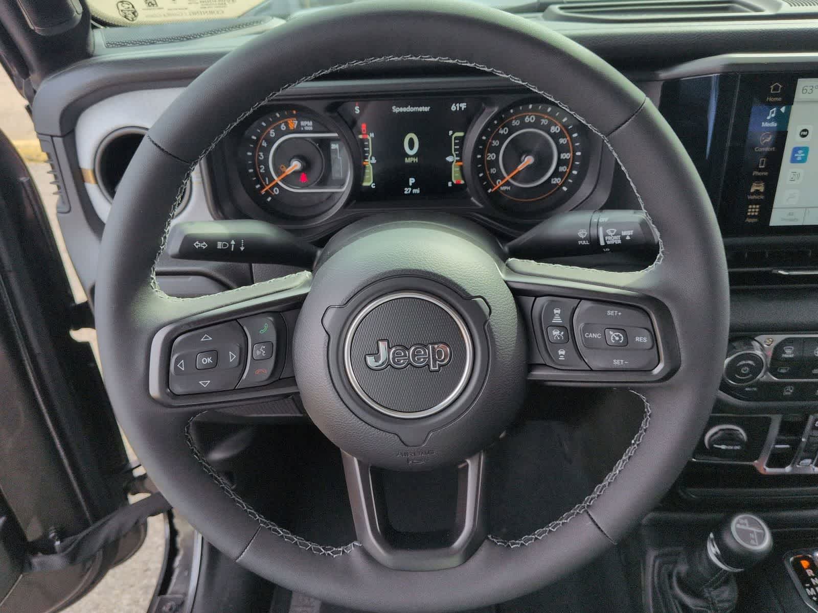 Thumbnail: 2026 Jeep Gladiator - 14