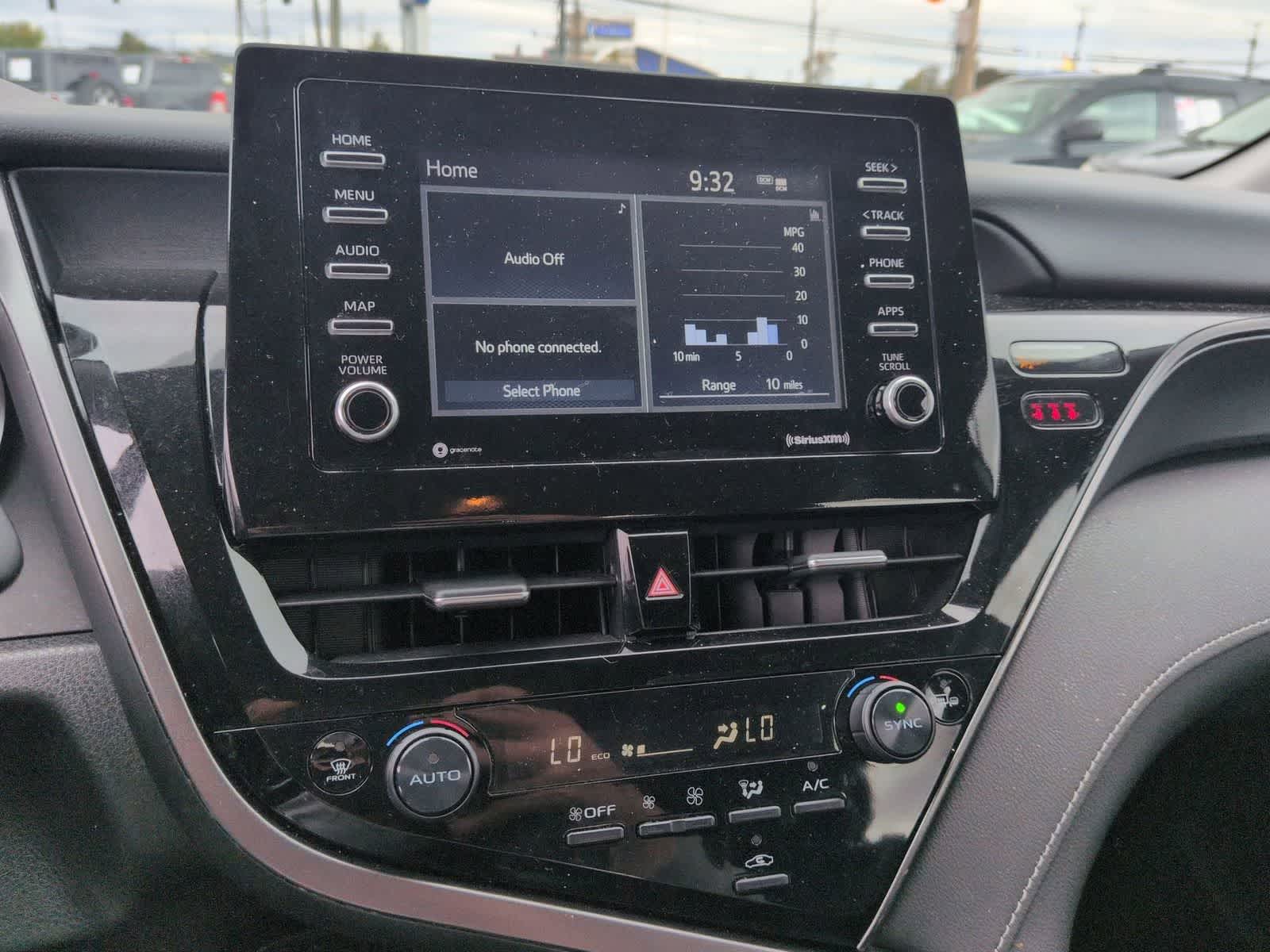 Thumbnail: 2022 Toyota Camry - 27