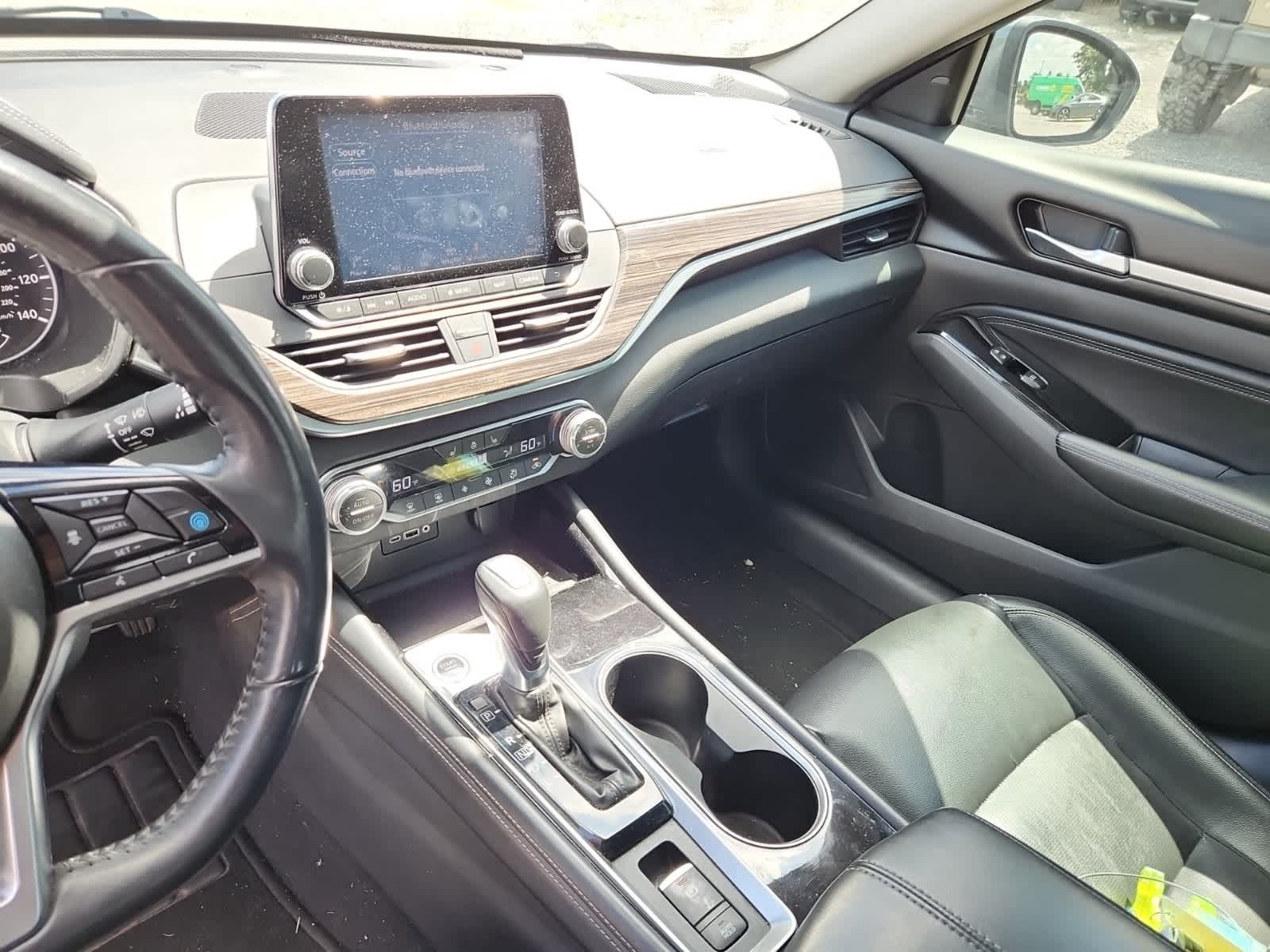 Thumbnail: 2020 Nissan Altima - 10