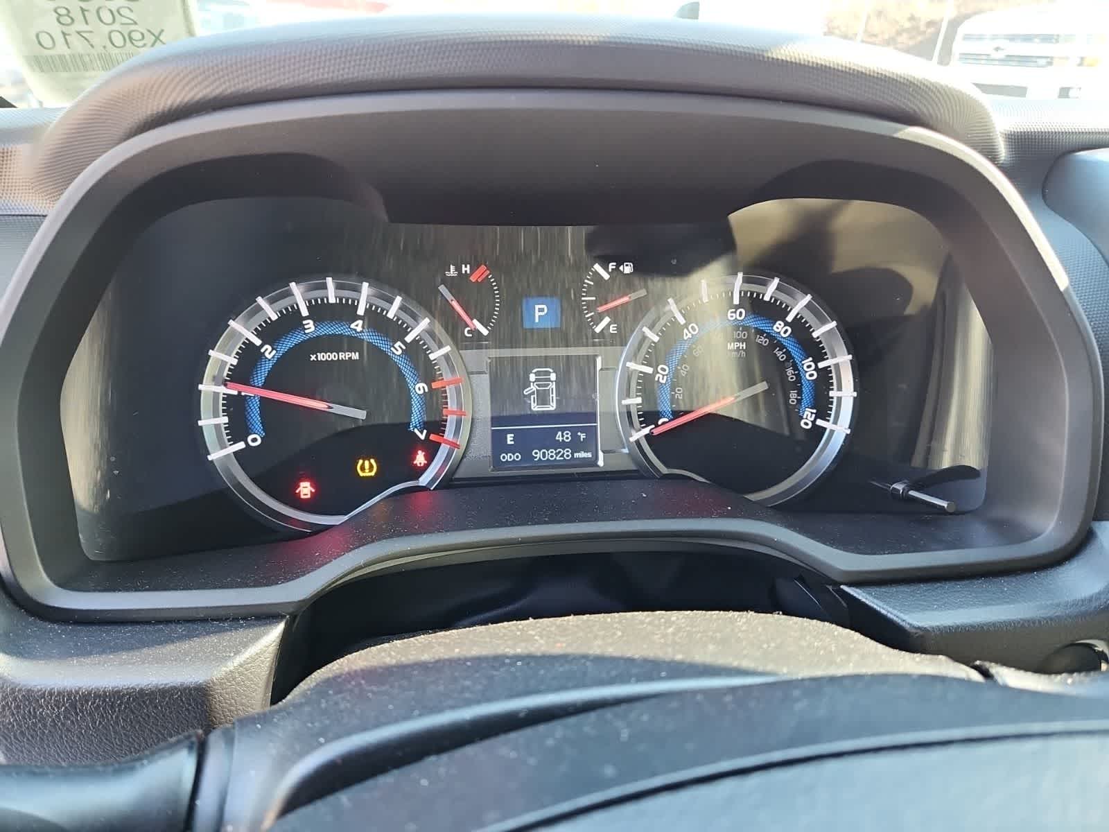 Thumbnail: 2018 Toyota 4Runner - 9