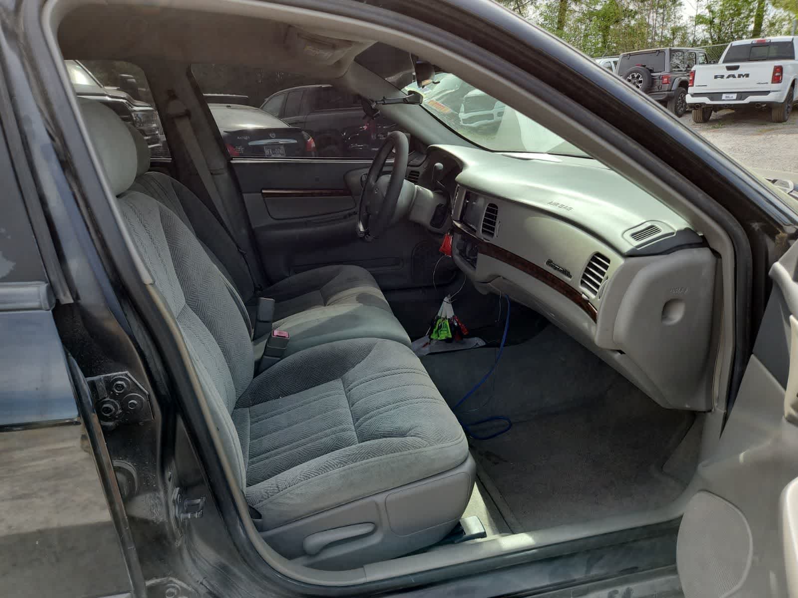 Thumbnail: 2002 Chevrolet Impala - 20