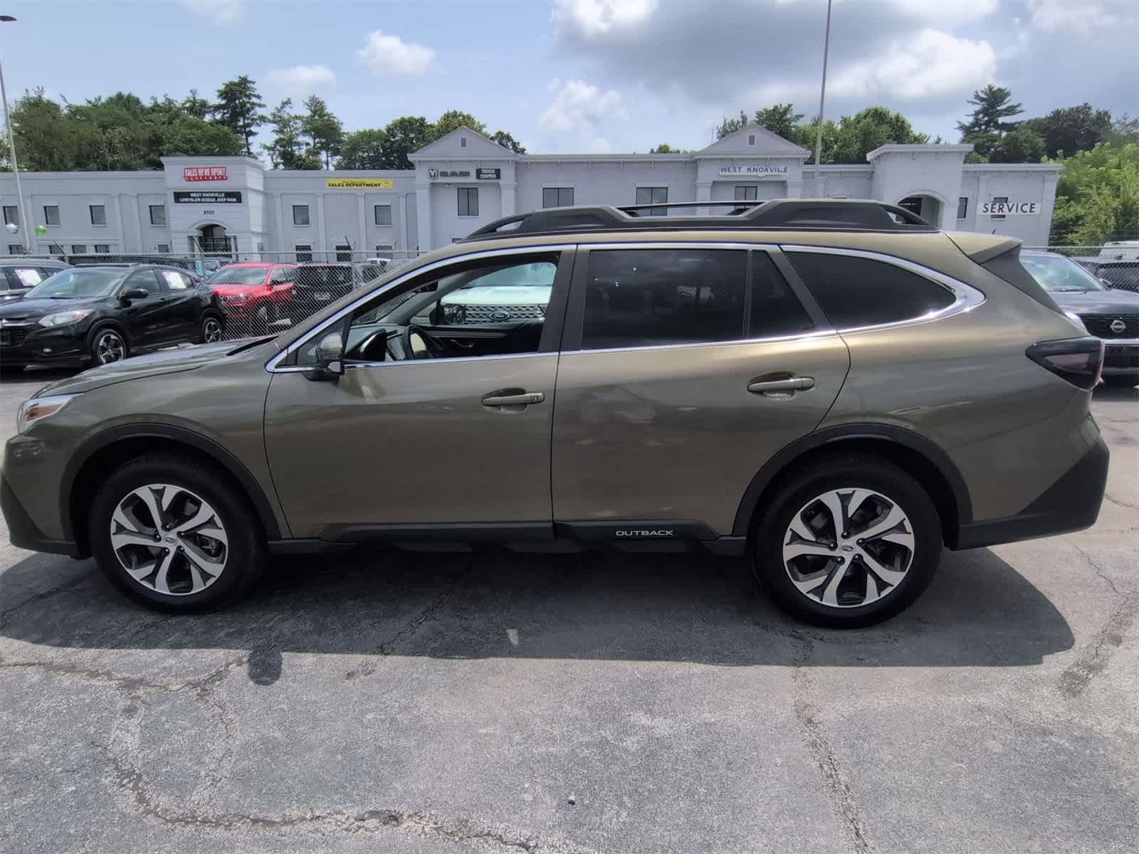 Thumbnail: 2022 Subaru Outback - 5