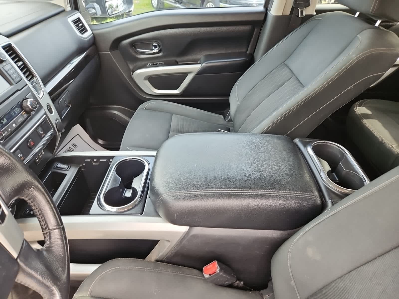 Thumbnail: 2019 Nissan Titan - 11