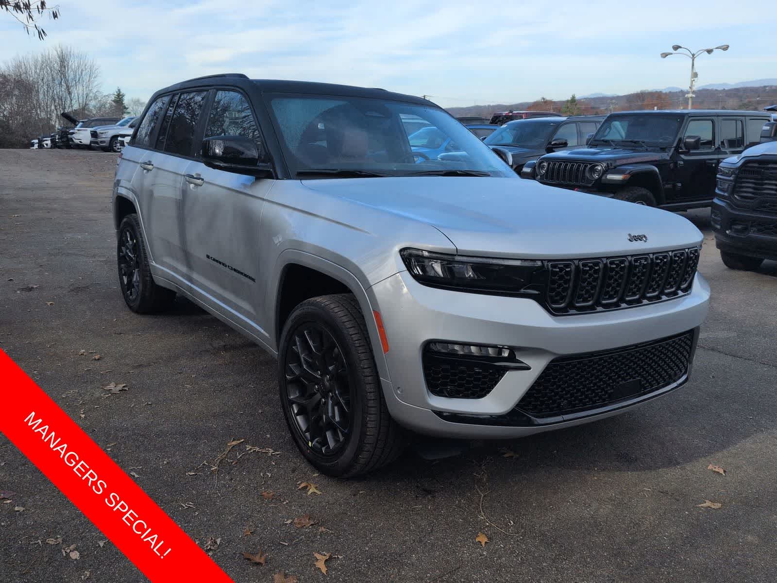 Thumbnail: 2025 Jeep Grand Cherokee - 2