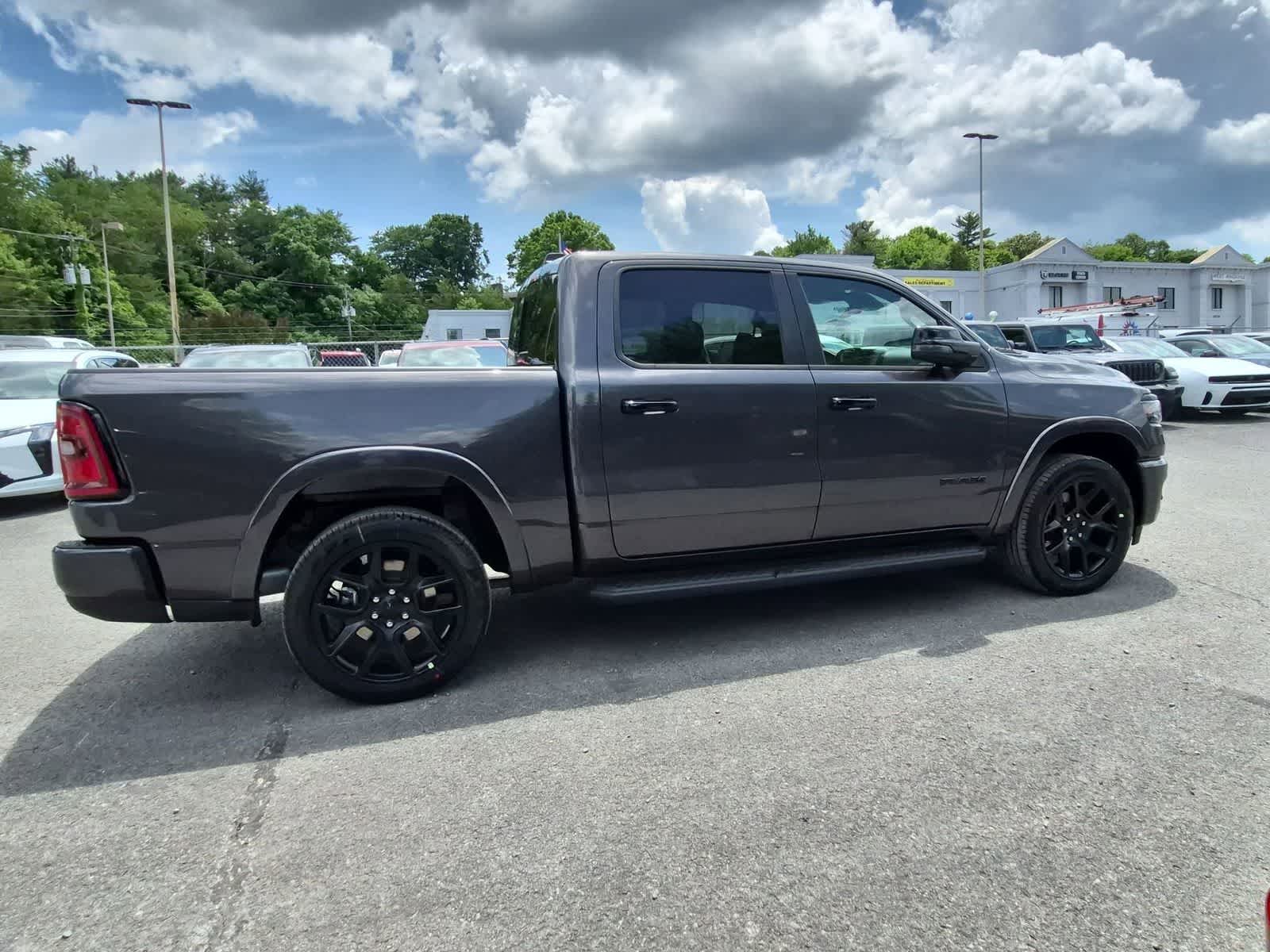 Thumbnail: 2026 RAM 1500 - 9