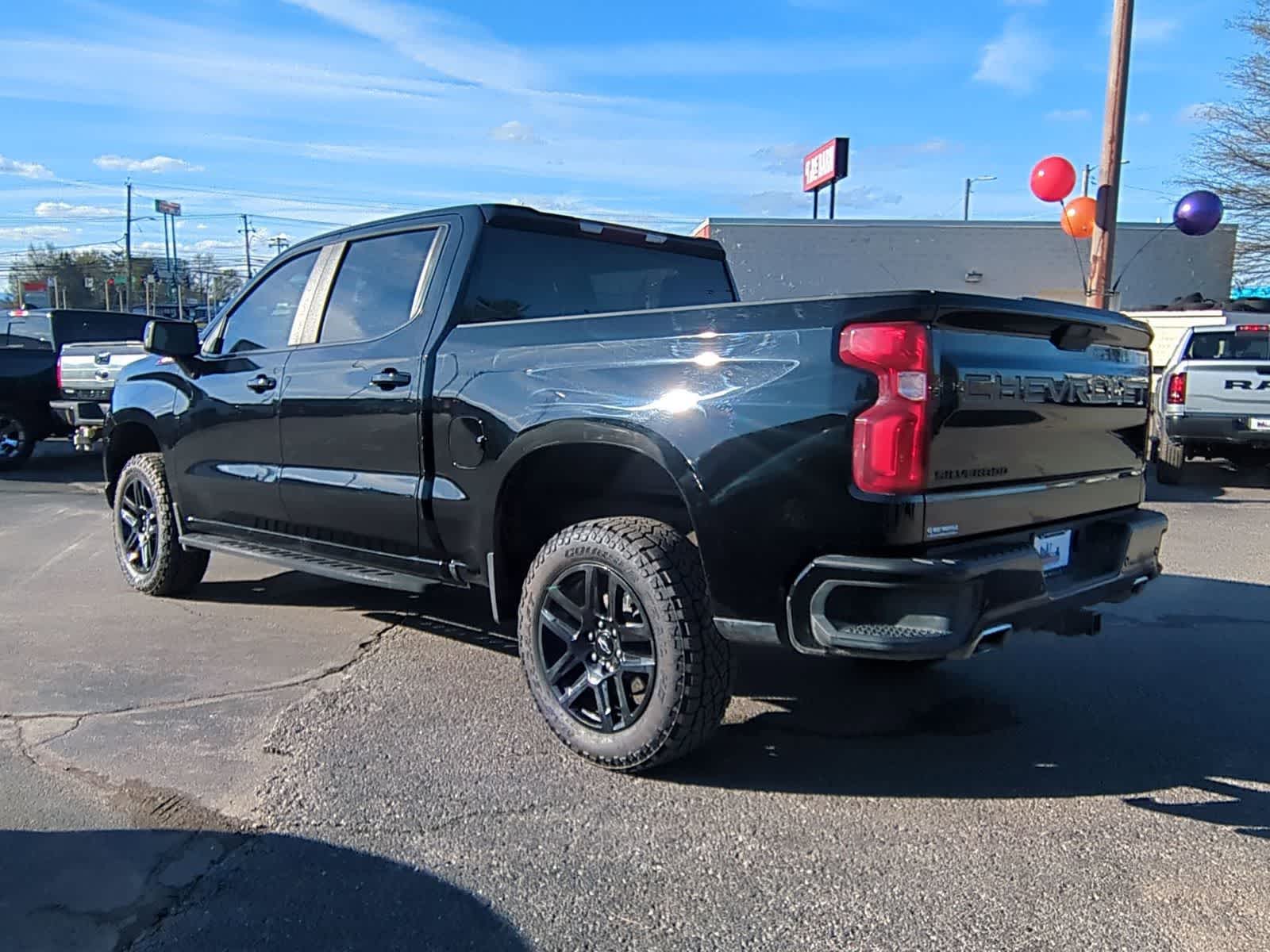 Thumbnail: 2022 Chevrolet Silverado 1500 - 6