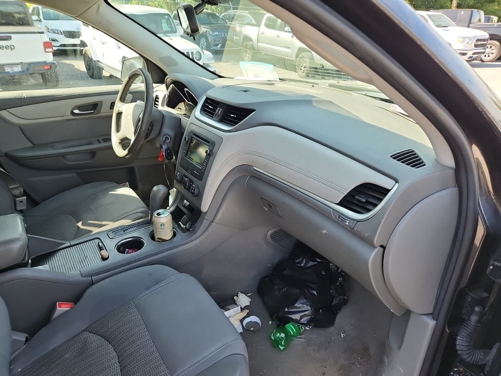 Thumbnail: 2016 Chevrolet Traverse - 17