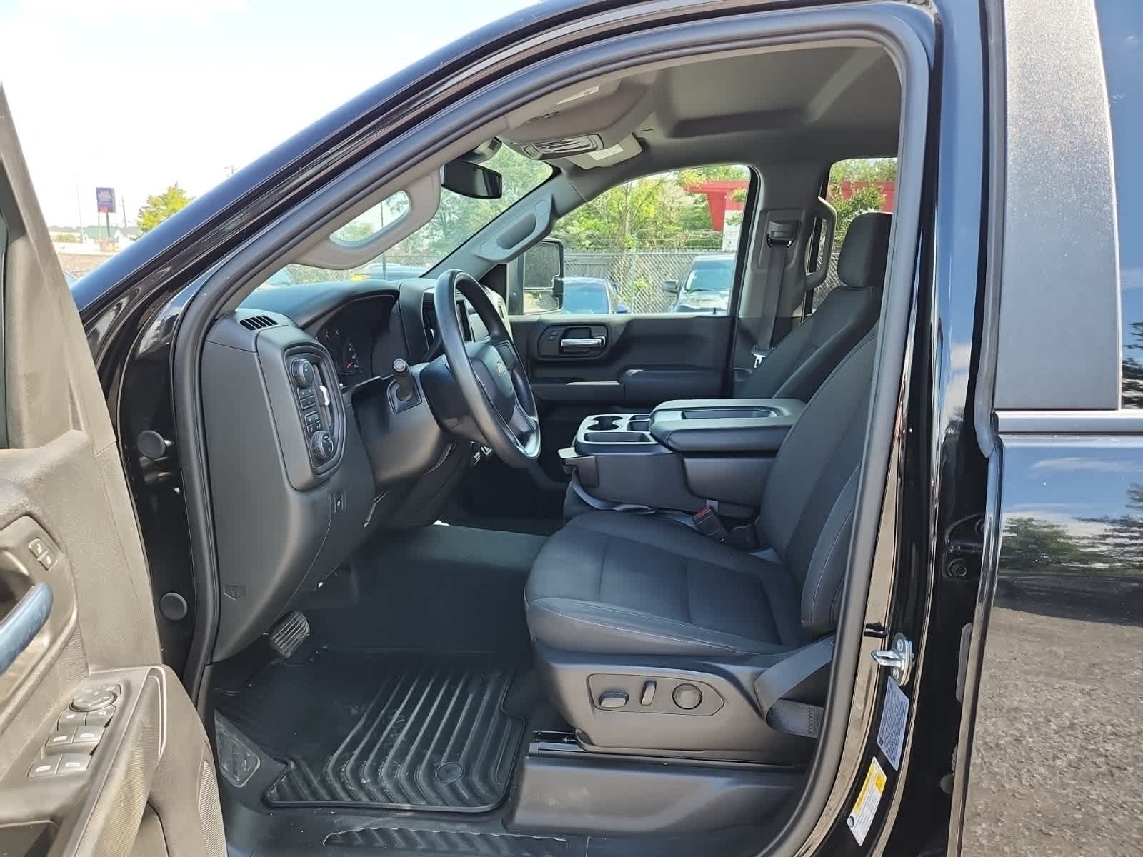 Thumbnail: 2024 Chevrolet Silverado 2500 - 15