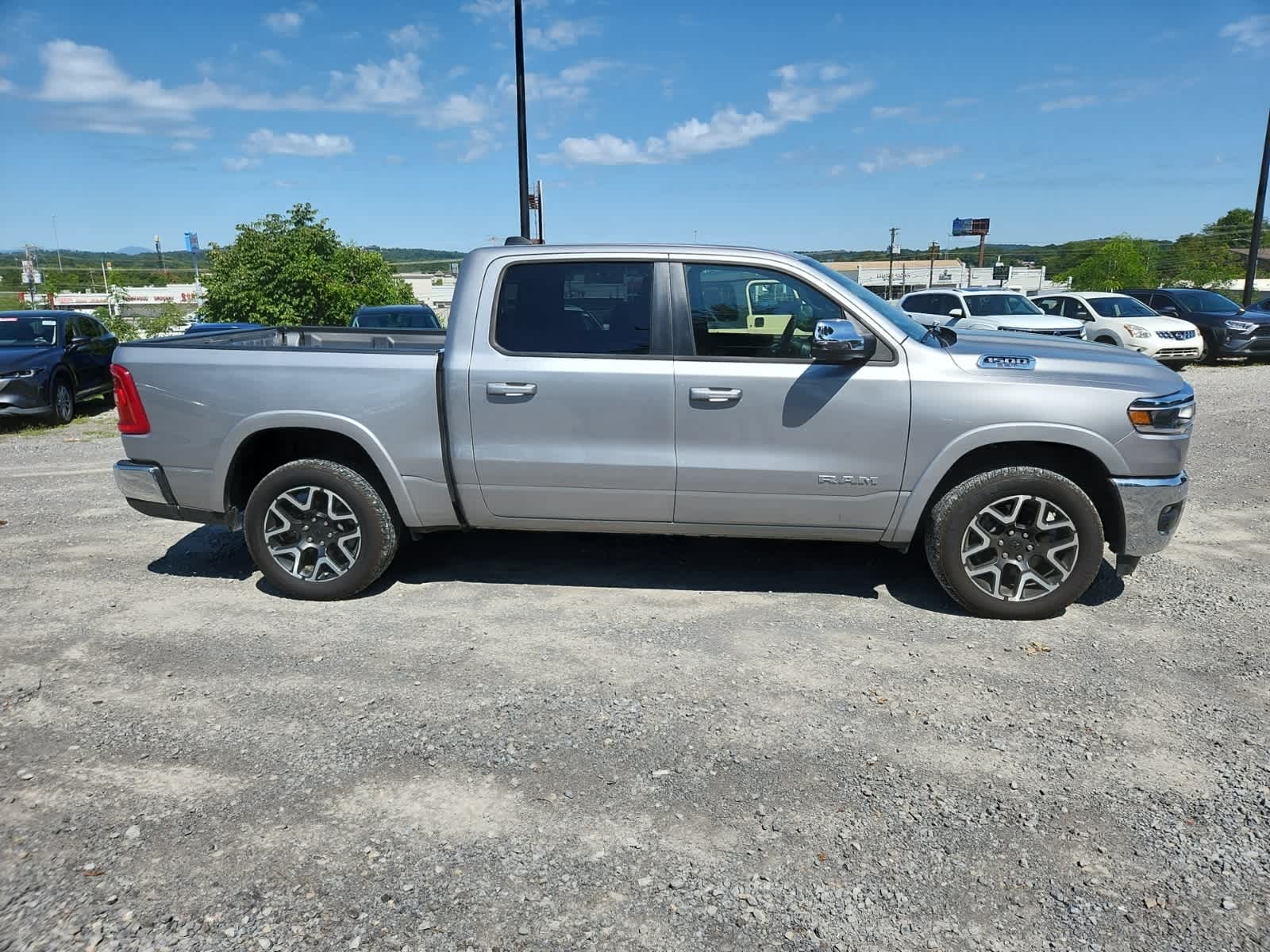 Thumbnail: 2025 RAM 1500 - 6
