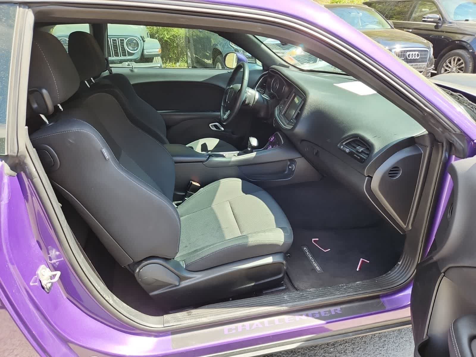 Thumbnail: 2016 Dodge Challenger - 24