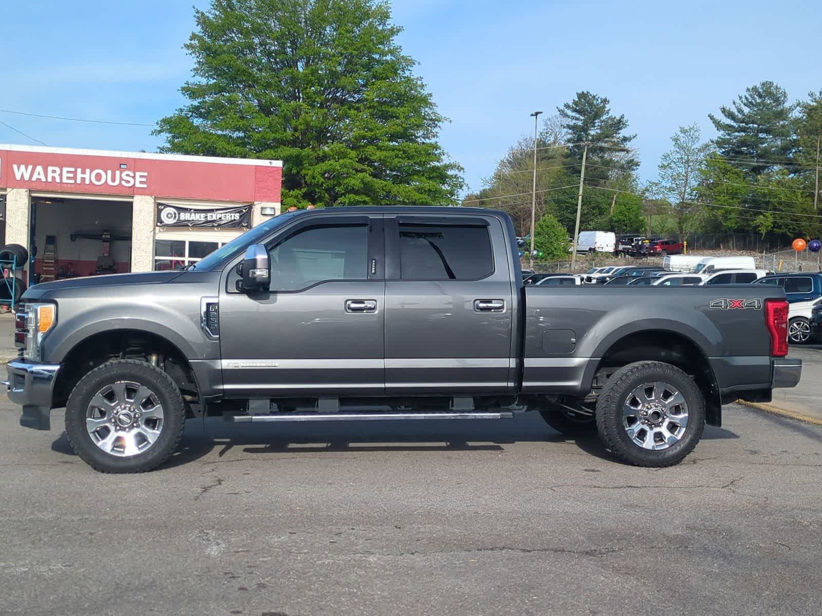 Thumbnail: 2017 Ford Econoline - 5