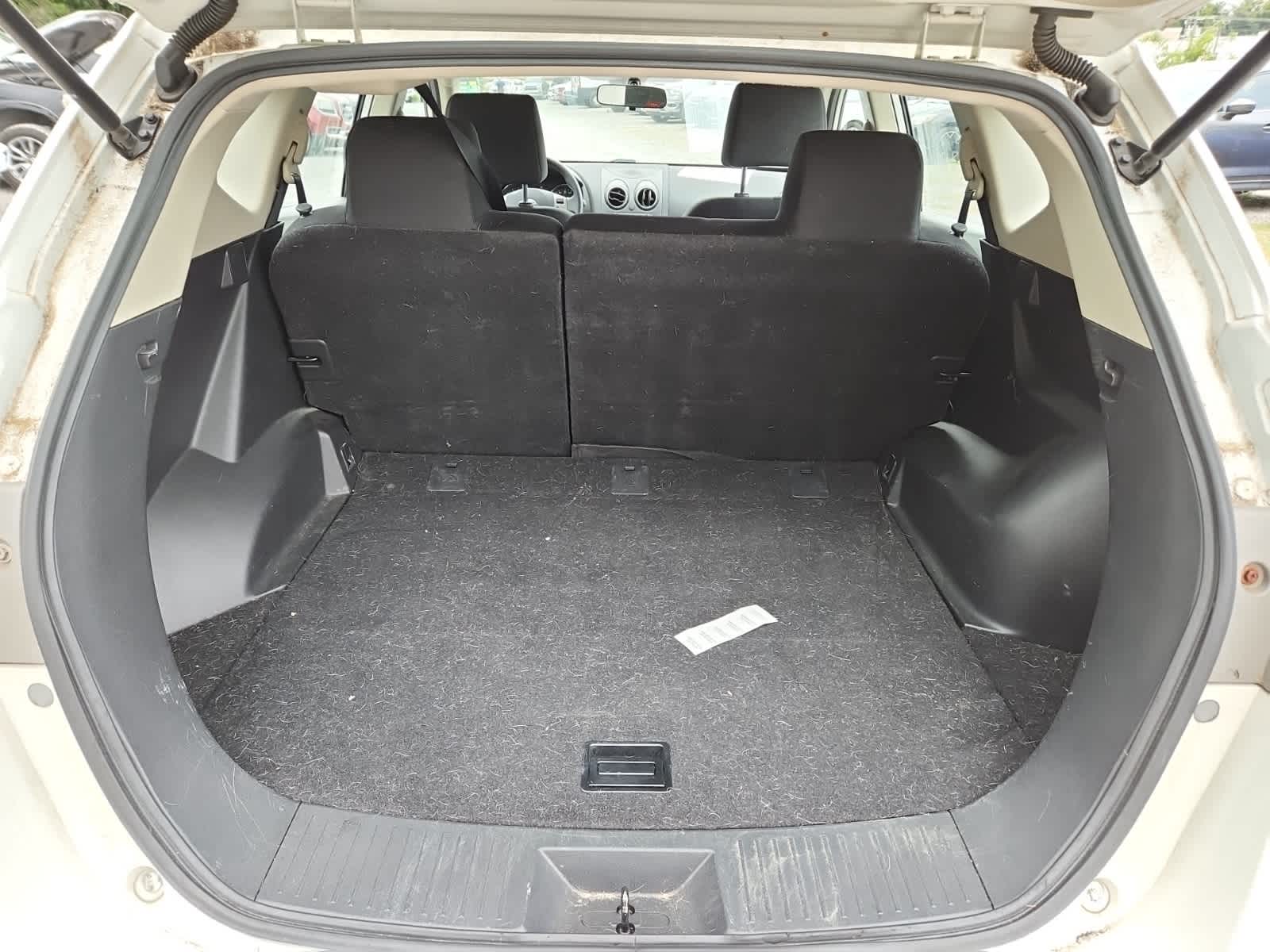 Thumbnail: 2012 Nissan Rogue - 25