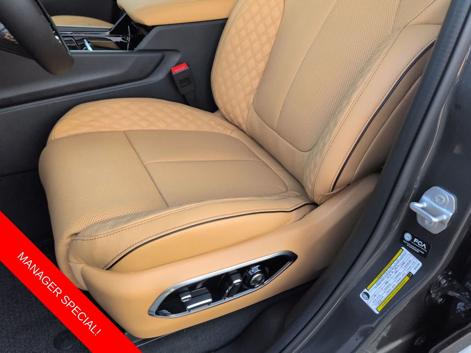 Thumbnail: 2025 Jeep Grand Cherokee - 15