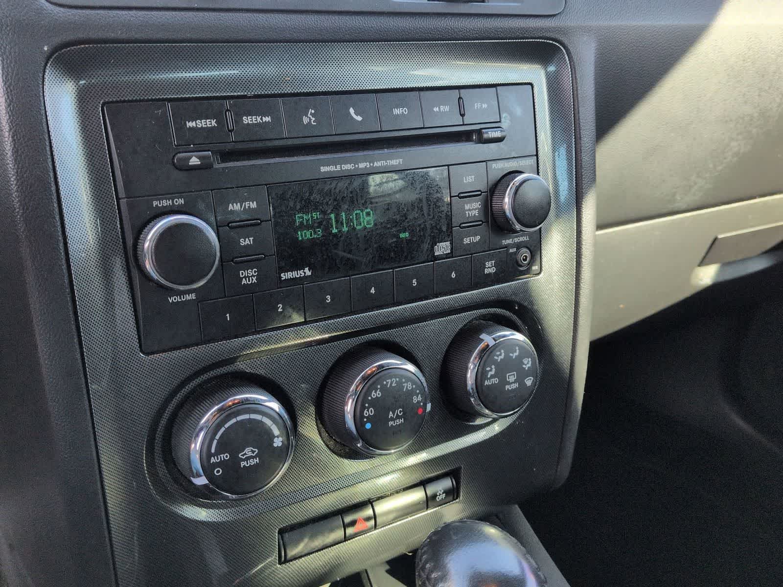 Thumbnail: 2012 Dodge Challenger - 21