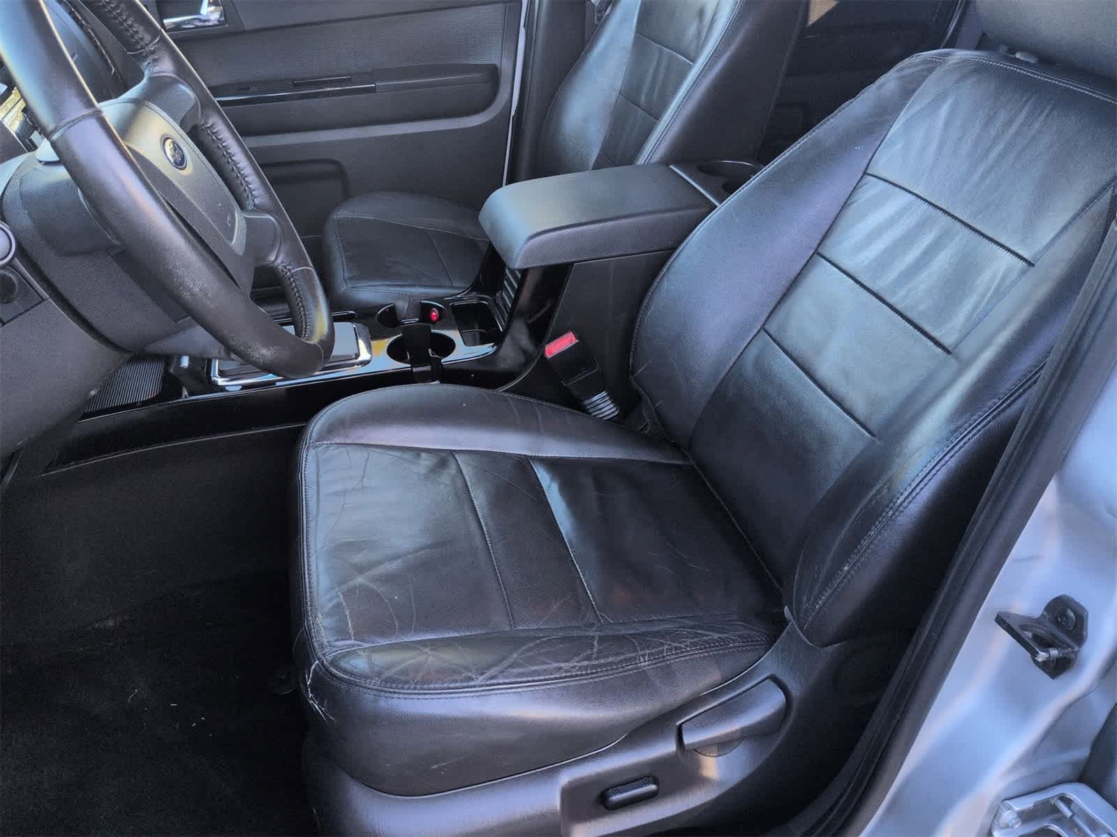 Thumbnail: 2012 Ford Escape - 15