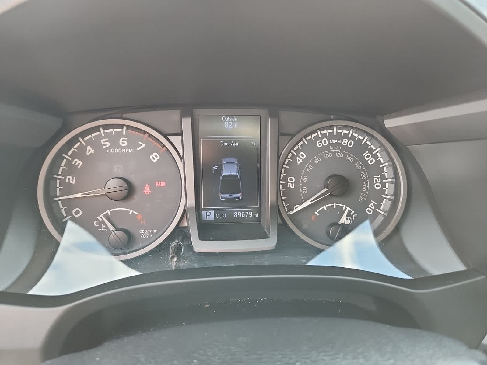 Thumbnail: 2016 Toyota Tacoma - 9