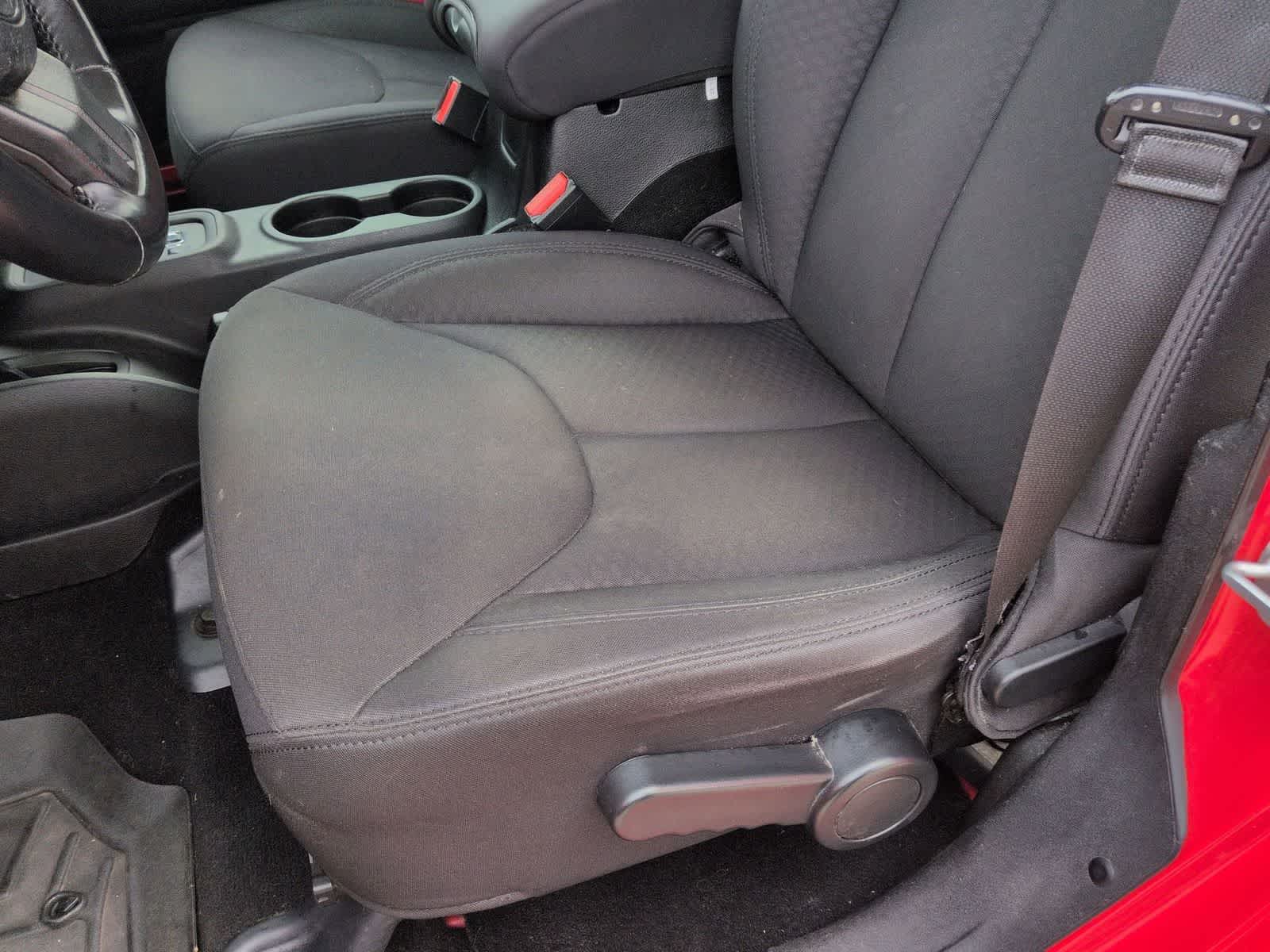 Thumbnail: 2013 Jeep Wrangler - 7