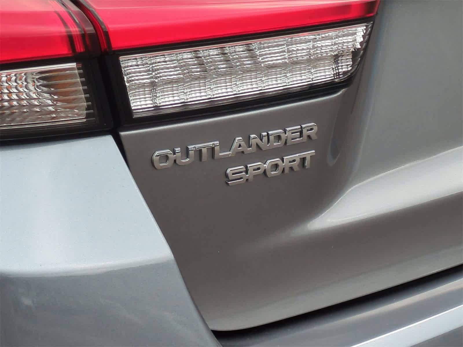Thumbnail: 2022 Mitsubishi Outlander Sport - 13