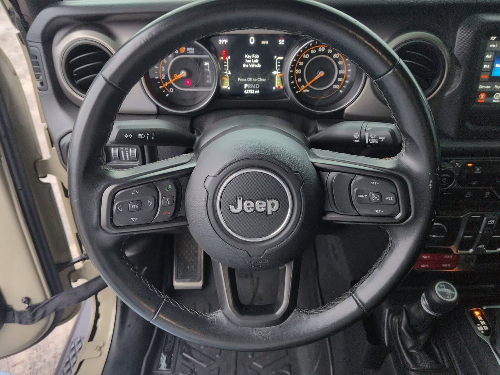 Thumbnail: 2020 Jeep Gladiator - 21