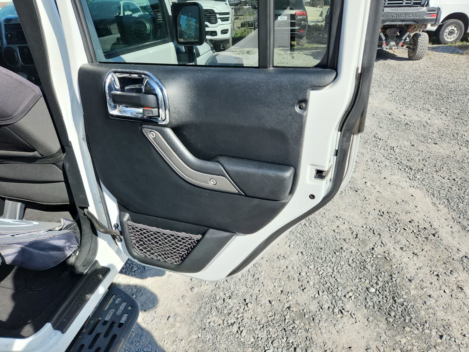 Thumbnail: 2018 Jeep Wrangler - 24