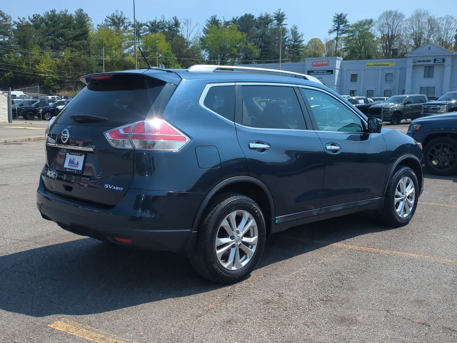 Thumbnail: 2016 Nissan Rogue - 8