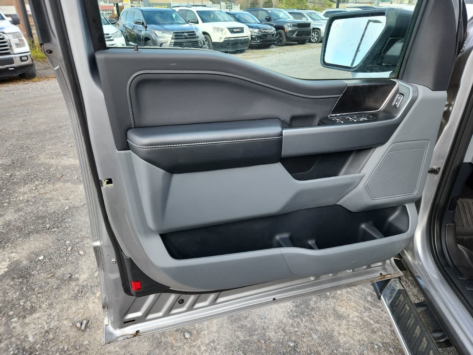 Thumbnail: 2022 Ford F-150 - 16