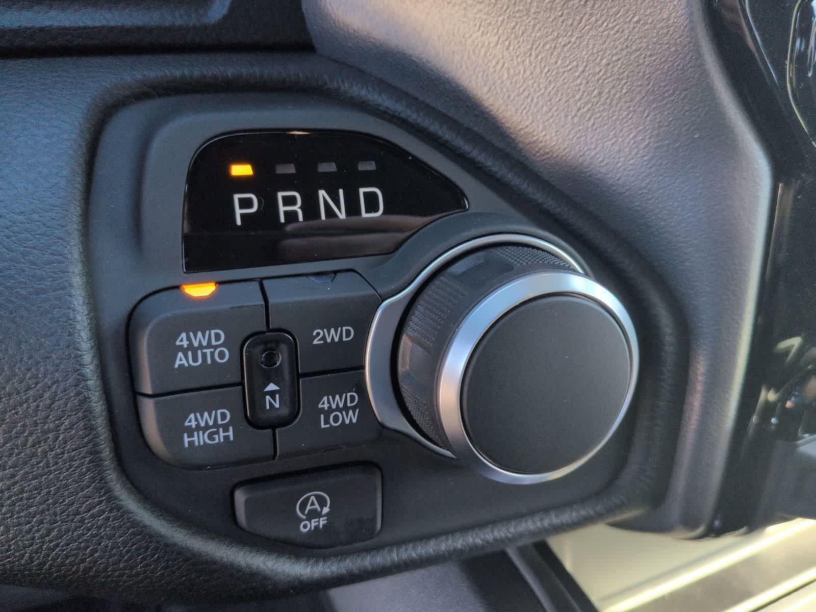 Thumbnail: 2026 RAM 1500 - 32